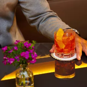 Harry's Bar Trevi & Restaurant מלון